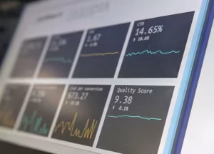What Is Sentiment Analysis Of Reviews? A Comprehensive Guide For E-Commerce 3 An analysis on a computer board.